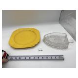 GLASS IRON REST, YELLOW PLATE