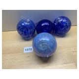 GLASS BULB CHRISTMAS ORNAMENTS X 4