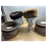 2 VINTAGE LADIES HATS FUR WITH KAUFMANN