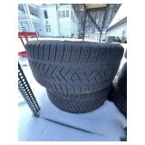 255 40 21 PIRELLIS EVEN WEAR NO CRACKING