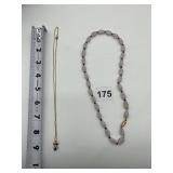 2 NECKLACES INCL. OPAQUE BEADED