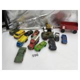 GROUP OF CARS INCLUDING HOT WHEELS SEE PHOTOS