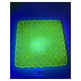 VICTORIAN HOBS VASELINE URANIUM GLASS DAISY AND