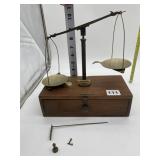 TABLETOP BALANCE SCALE HENRY TROMNER PHILADELPHIA