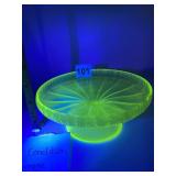 VASELINE PEDESTAL GLASS BOWL