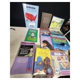 300 DRAWING PROMPT BOOK, GIRL ROOM CRAFT