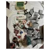 ASSORTED CHRISTMAS DECORATIONS BEADED GARLAND, 6