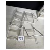 CARRYING STRAP AND EASELS