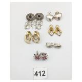 EARRING GROUP SILVER TONE HEARTS BLACK CENTER