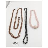 BEADED NECKLACES ROSE QUARTZ BLACK AND GOLD