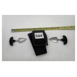 2 KNIVES WITH CARRYING CASE