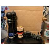 SALT AND PEPPER GRINDERS, POP FIGURINE, VINTAGE