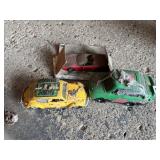 DIE CAST VW BEETLE CAR, ERTL PLASTIC RACE CAR,