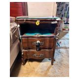 NIGHTSTAND WITH GLASS TOPPER, NOTE SCREWS AND