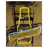 NEGRA MODELO IMPORTED DARK BEER NEON 2 COLOR