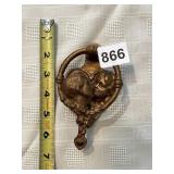 METAL DOOR KNOCKER WITH KISSING LOVERS MADE IN