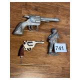 SMOKEY TOY GUN , MODEL 999 TOY GUN, LEAD MILITARY