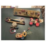 VINTAGE CRIB TOYS AND PULL TOYS