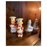 ALUMINUM SALT AND PEPPER AND CAMPBELL SOUP KID