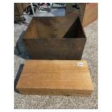 ANTIQUE WOOD BOX EARLY DOVE TAIL AND THICK SLAB