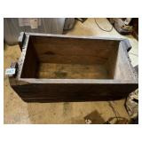 VINTAGE WOOD BOX