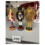 NUTCRACKERS INCLUDING LION , CLOWN