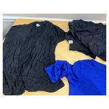 GIBSON SWEATER SZ M, IN MOTION SHORTS SZ XXL,