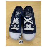 CITY SNAPPERS SZ 5 SLIP IN TENNIS SHOE NEW