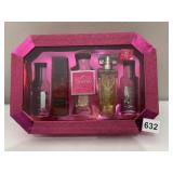 VICTORIA SECRET GIFT SET
