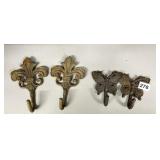 4 IRON HOOKS INCLUDING BUTTERFLY SHAPE