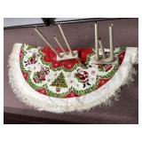 HOLIDAY TABLECLOTH DOUBLE THE SIZE SHOWN AND