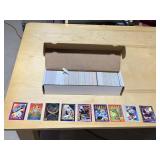 APPROXIMATELY 800 ASSORTED NON-SPORT CARDS