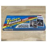 TOPPS 1992 TRADED BASEBALL CARDS THE COMPLETE SET