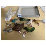 GROUP OF FELT AND FEATHER BIRDS INCL. CLIP ON