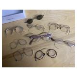 9 PAIRS OF VINTAGE EYEGLASSES AND CLIP ON LENS
