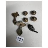 VINTAGE HARDWARE INCLUDING FOUR KNOBS, TWO POLES