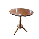 TILT TOP SCALLOPED EDGE SIDE TABLE 21" H X 16"