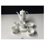 QUEEN ANNE TEA SET, TEA POT, 3 CUPS, 5 SAUCERS,