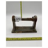 THE EQUITY HEAVY METAL TOILET PAPER HOLDER