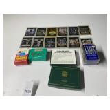 ASSORTMENT OF BASEBALL CARDS