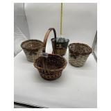 4 WOVEN BASKETS