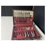 ONEIDA FLATWARE SERVICE FOR 10