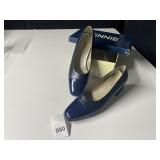 JENNIE SHOES NEW 9M