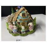 LIGHTED BUNNY HOUSE