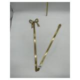 BRASS BOW TOP WALL BRACKET FOR HANGING ITEMS 41"