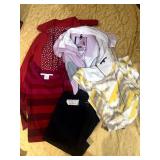 WOMENS SIZE M CLOTHING, ASSORTED STYLES, MAY HAVE