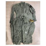 2 ARMY JUNGLE JACKETS VIETNAM WAR ERA, SZ SMALL