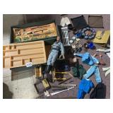 1975 HASBRO GI JOE ACCESSORIES IN WOOD CASE