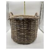 WOVEN DOUBLE HANDLED BASKET