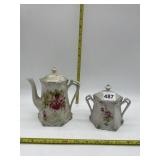 TEA POT AND COVERED SUGAR BOWL, MARKED BAVARIA